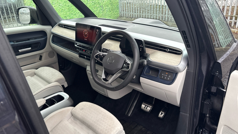 Volkswagen ID. Buzz 150kW Style Pro 77kWh 5dr Auto Electric Estate